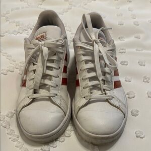 adidas Women's Grand Court 2.0 Tennis Shoe woman’s size 7.5